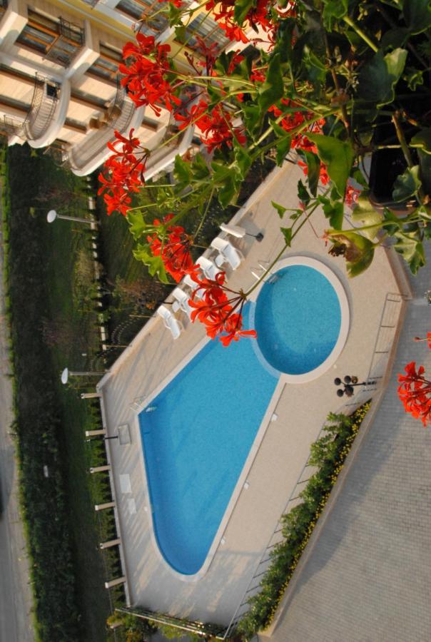 ساني بيتش Hotel Seasons 3 المظهر الخارجي الصورة